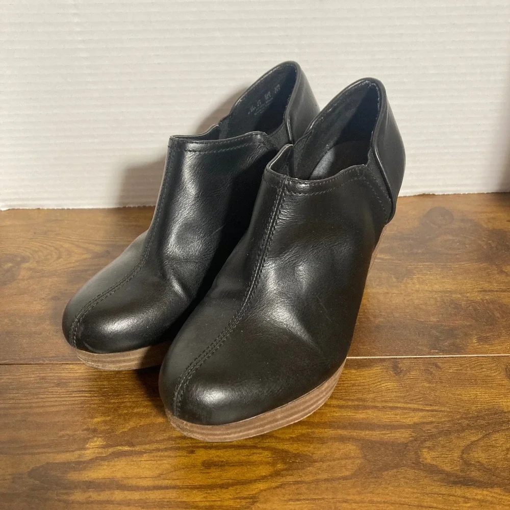 Dr Scholls Womens Black Wedge Booties Memory Foam Cool Fit Ankle Boots Size 6.5M
